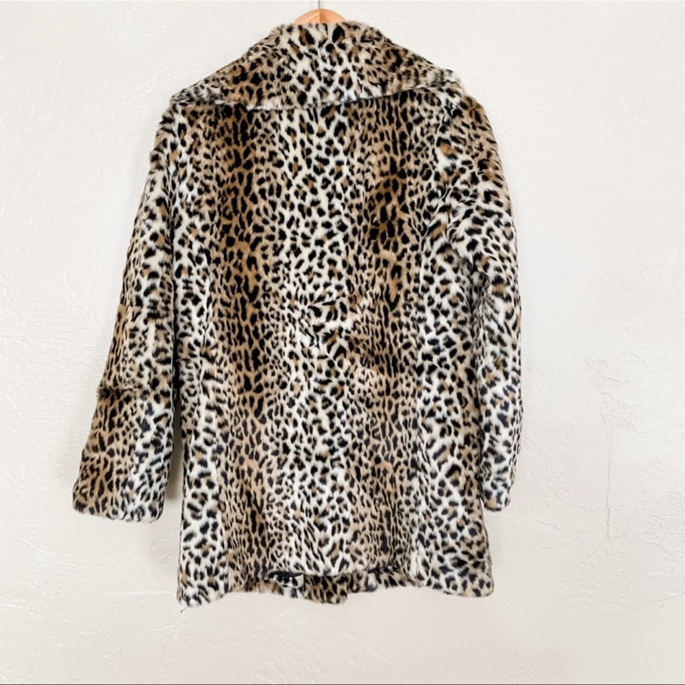 NWT [express] leopard print faux fur coat - Picture 2 of 7